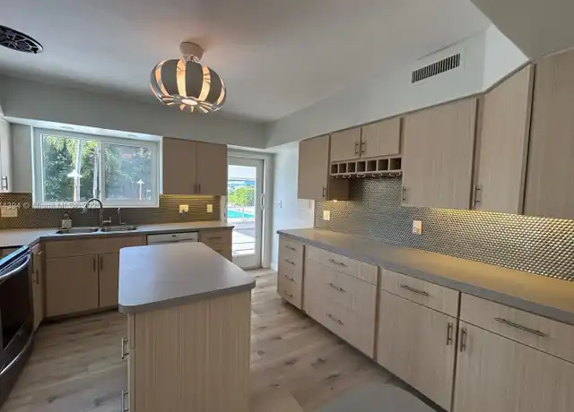 Property at 2707 Monroe St Unit 1, Hollywood, FL, 33020, 4 beds, 3 baths, [object Object]