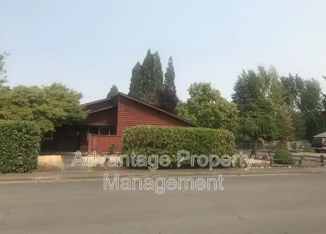 Property at 2538 SE Thompson St, Corvallis, OR, 97333, 3 beds, 1 bath, [object Object]