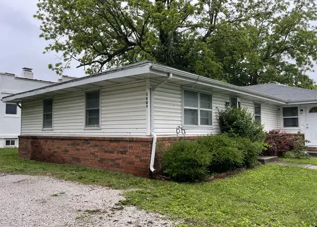 Property at 1607 E Commercial St, Springfield, MO, 65803, 2 beds, 1 bath, [object Object]
