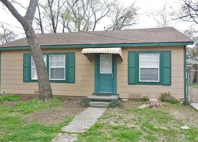 Property at 1311 Margie St, Denton, TX, 76201, 2 beds, 1 bath, [object Object]
