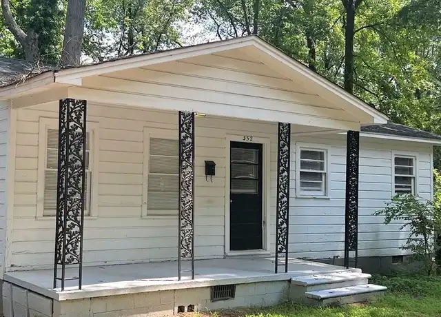 Property at 352 Scoggins St, Rock Hill, SC, 29730, 3 beds, 1 bath, [object Object]