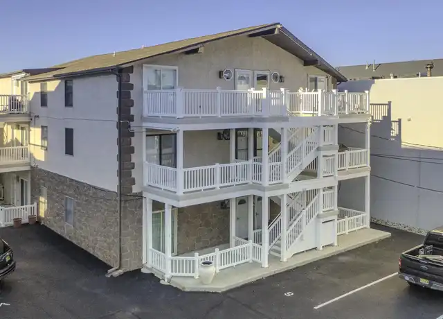 Property at 9609 Pacific Ave #2, Margate City, NJ, 08402, 3 beds, 2 baths, [object Object]