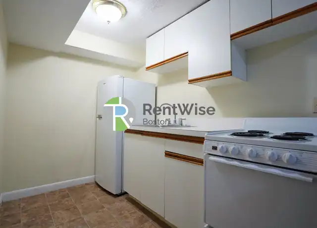 Property at 1120 Commonwealth Ave Unit A, Allston, MA, 02134, 0 beds, 1 bath, [object Object]