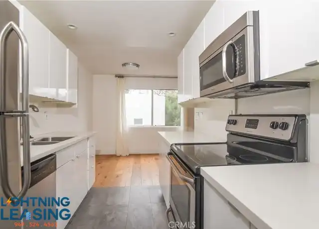 Property at 811 6th St Unit 208D, Santa Monica, CA, 90403, 1 bed, 1 bath, [object Object]