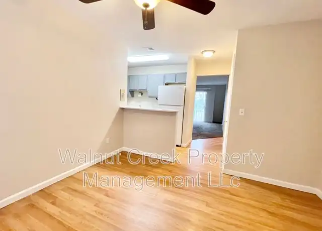 Property at 2102 Tower Blvd Unit 302, Lorain, OH, 44053, 2 beds, 1 bath, [object Object]