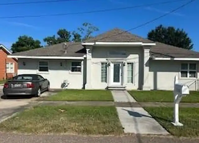Property at 2325 Lyndell Dr, Chalmette, LA, 70043, 3 beds, 3.5 baths, [object Object]