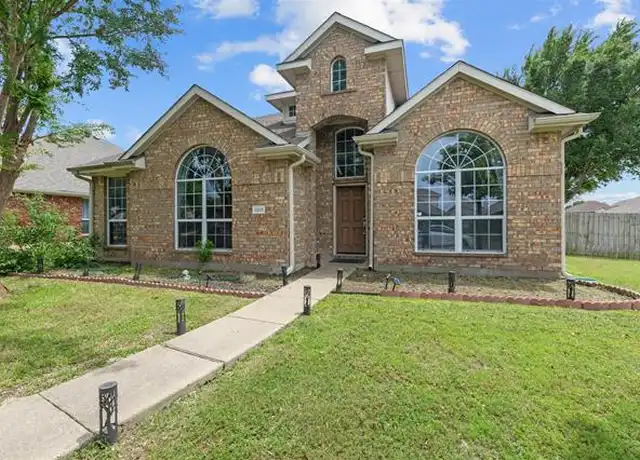 Property at 1300 E Oak St, Wylie, TX, 75098, 3 beds, 2.5 baths, [object Object]