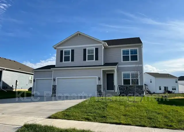 Property at 1090 Bel Aire Ct, Waukee, IA, 50263, 4 beds, 2.5 baths, [object Object]