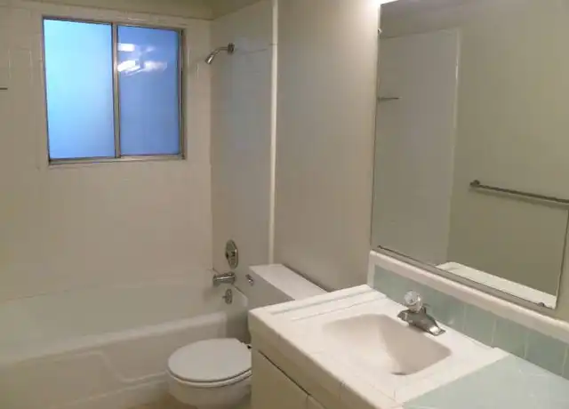 Property at 237 E 1000 N Unit 2, Logan, UT, 84341, 2 beds, 1 bath, [object Object]