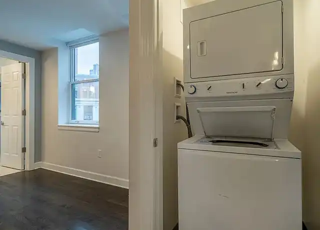 Property at 128 Pearl St, Buffalo, NY, 14202, 1 bed, 1 bath, [object Object]