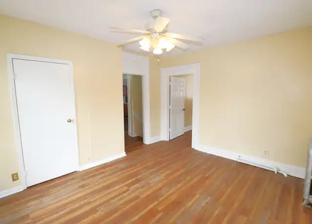 Property at 70 S 18th St, Richmond, IN, 47374, 2 beds, 1 bath, [object Object]