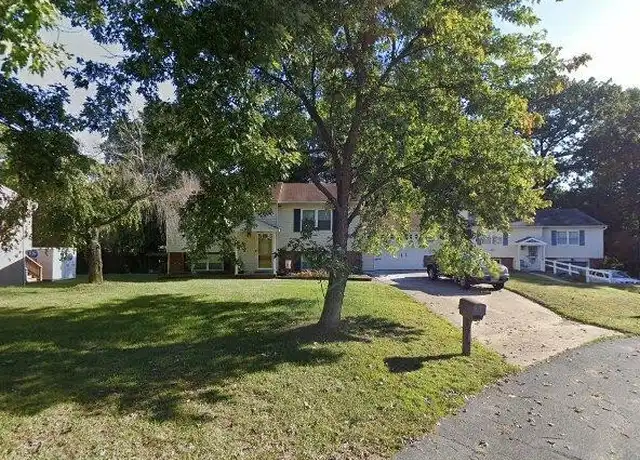 Property at 7107 Avesbury Ln, Glen Burnie, MD, 21061, 3 beds, 2 baths, [object Object]