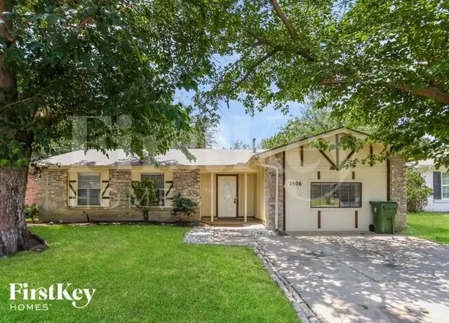 Property at 1506 Winderemere Dr, Arlington, TX, 76014, 3 beds, 2 baths, [object Object]