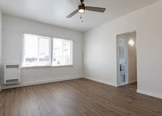 Property at Charming Apartment with Urban Convenience - 260 S Mariposa Ave, Los Angeles, CA, 90004, 0 beds, 1 bath, [object Object]