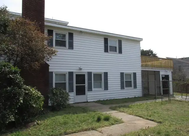 Property at 200 86th St, Virginia Beach, VA, 23451, 2 beds, 2.5 baths, [object Object]