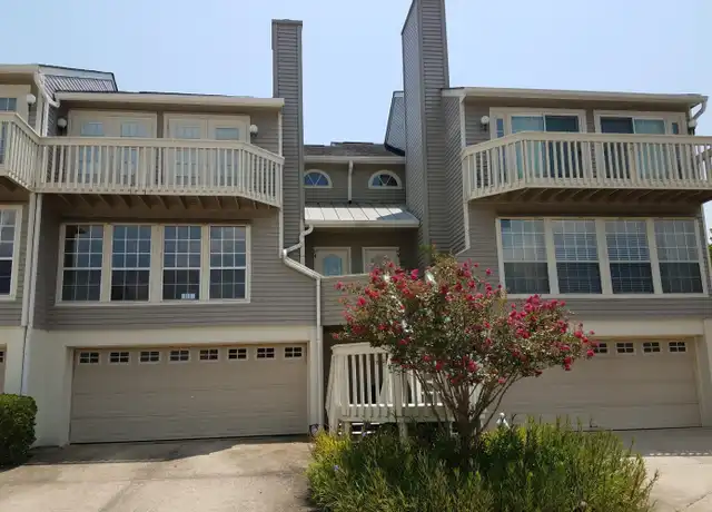 Property at 717 Bienville Blvd Unit B-4, Ocean Springs, MS, 39564, 2 beds, 2 baths, [object Object]