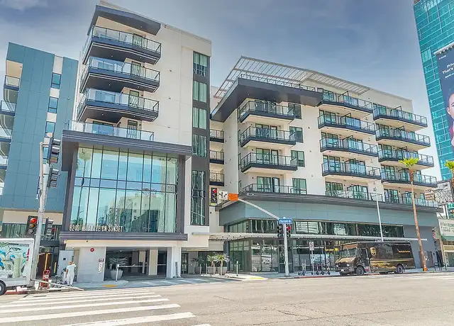 Property at Wallace on Sunset - 6240 Sunset Blvd, Los Angeles, CA, 90028, 0 beds, 1 bath, [object Object]