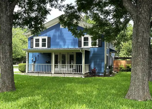 Property at 1209 Pecan St, Bastrop, TX, 78602, 3 beds, 2.5 baths, [object Object]