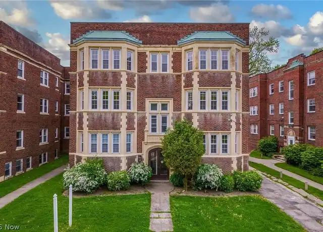 Property at 2934 S Moreland Blvd Unit 17, Cleveland, OH, 44120, 1 bed, 1 bath, [object Object]