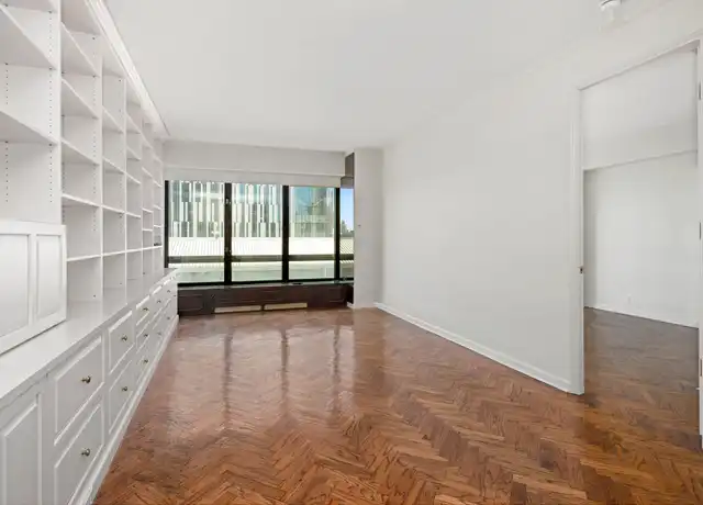 Property at 530 E 76th St Unit 12B, New York, NY, 10021, 2 beds, 1.5 baths, [object Object]