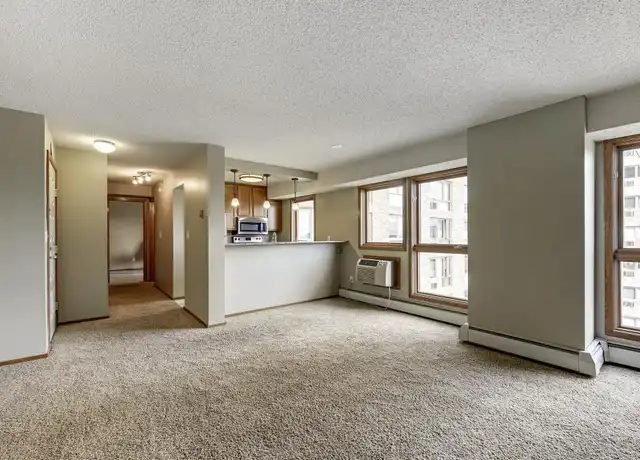 Property at 433 S 7th St, Minneapolis, MN, 55415, 1 bed, 1 bath, [object Object]