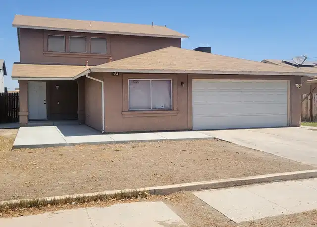 Property at 134 Smoketree Dr, El Centro, CA, 92243, 3 beds, 2 baths, [object Object]