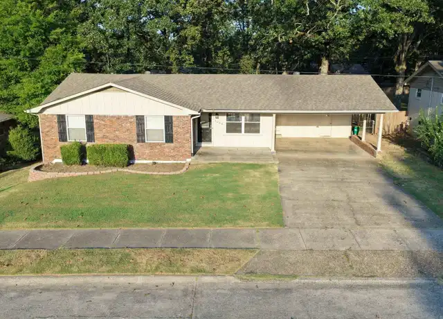Property at 5205 Stratford Rd, North Little Rock, AR, 72116, 4 beds, 3 baths, [object Object]