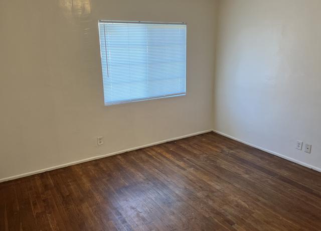 Photo of 1801 Ming Ave, Bakersfield, CA 93304