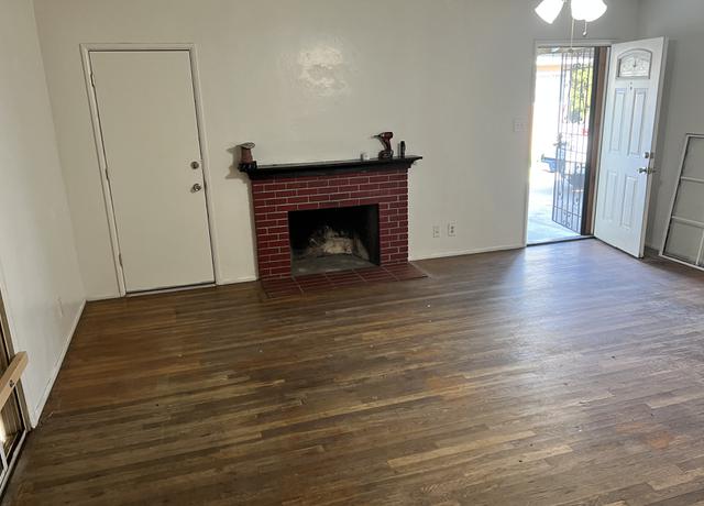 Photo of 1801 Ming Ave, Bakersfield, CA 93304