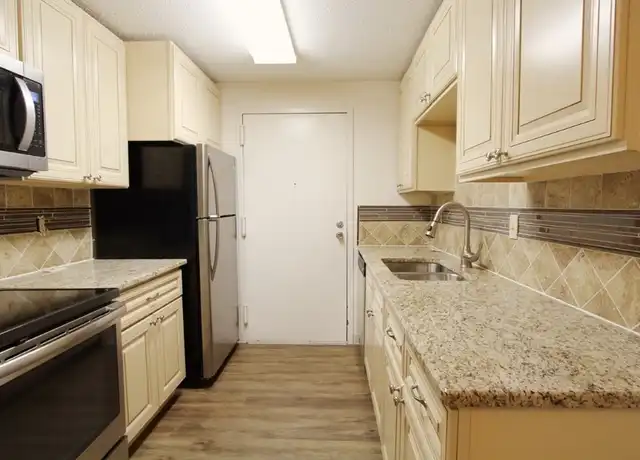 Property at 32 Silver Hill Ln #3, Natick, MA, 01760, 2 beds, 1 bath, [object Object]
