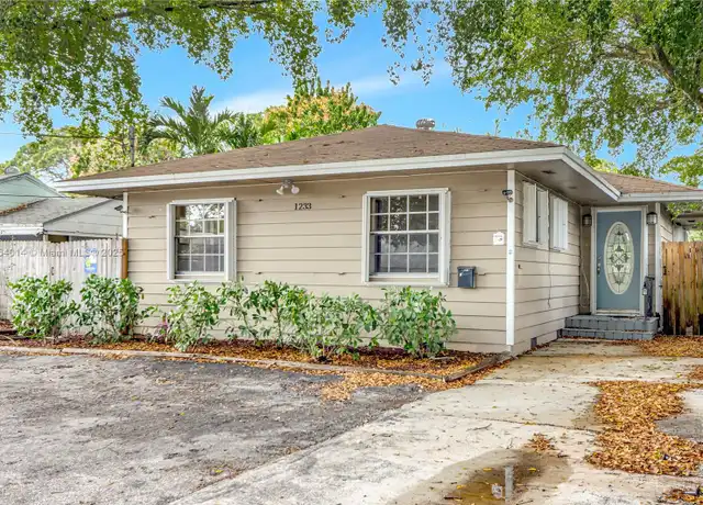 Property at 1233 NE 3rd Ave, Fort Lauderdale, FL, 33304, 4 beds, 3 baths, [object Object]