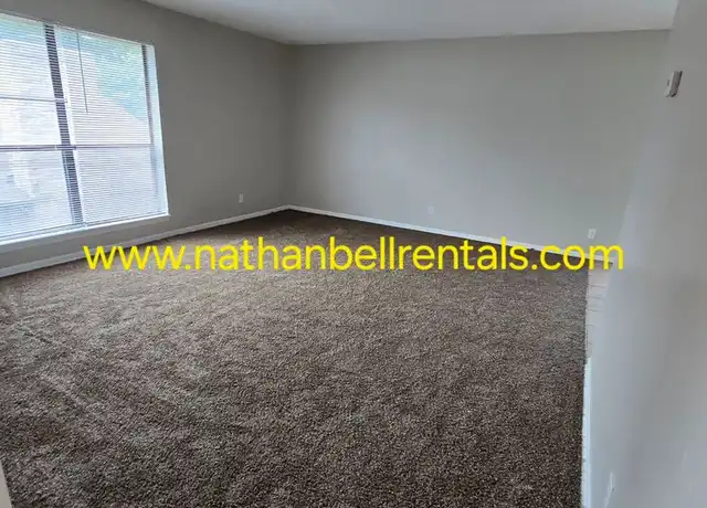 Property at 3095 Lamar Ave Apt 208, Paris, TX, 75460, 2 beds, 2 baths, [object Object]