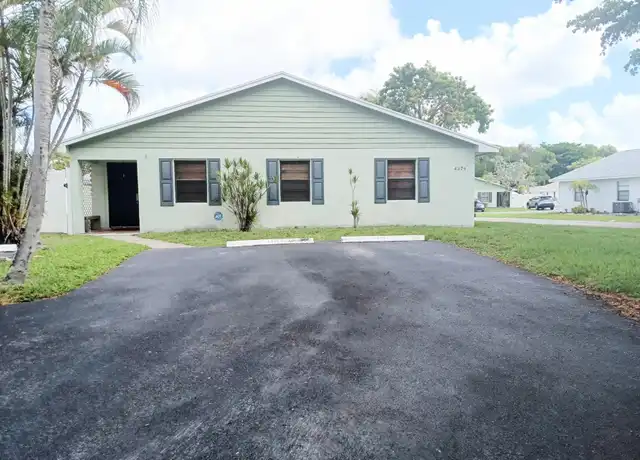 Property at 4374 Walden Cir, Lake Worth, FL, 33463, 3 beds, 2 baths, [object Object]