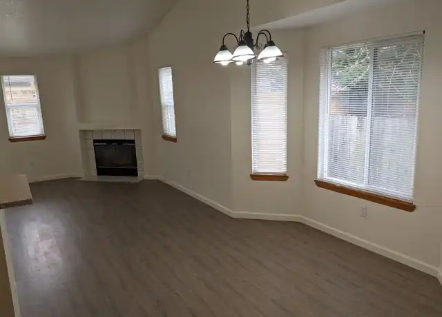 Property at 12613 NE 46th St, Vancouver, WA, 98682, 3 beds, 2 baths, [object Object]