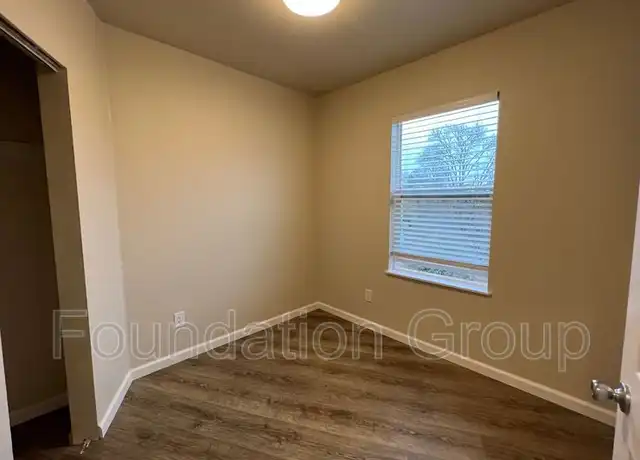 Property at 842 Davis Pl S Unit 12, Seattle, WA, 98144, 1 bed, 1 bath, [object Object]