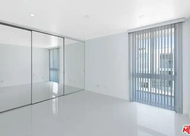 Property at 2419 Ocean Front Walk Unit 2, Venice, CA, 90291, 3 beds, 3 baths, [object Object]