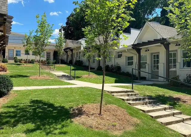 Property at Clairmont Court Apartments - 3015 Clairmont Ave S, Birmingham, AL, 35205, 0 beds, 1 bath, [object Object]