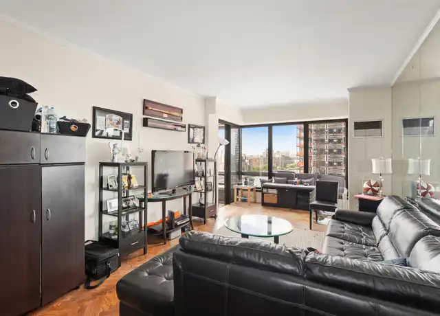 Property at 530 E 76th St Unit 20A, New York, NY, 10021, 1 bed, 1.5 baths, [object Object]