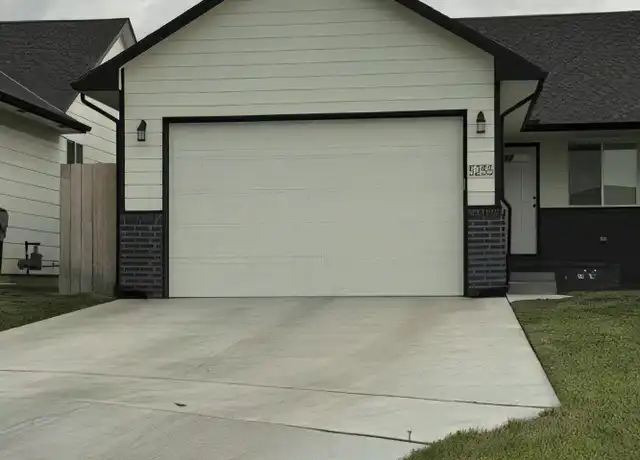 Property at 5257 N Toben Ct, Wichita, KS, 67226, 4 beds, 3 baths, [object Object]