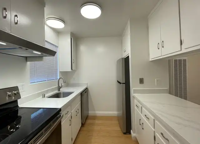 Property at 1162 Saranap Ave Unit 27B, Walnut Creek, CA, 94595, 2 beds, 1 bath, [object Object]