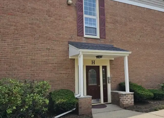 Property at 605 Grove St Unit H13, Clifton, NJ, 07013, 1 bed, 1 bath, [object Object]