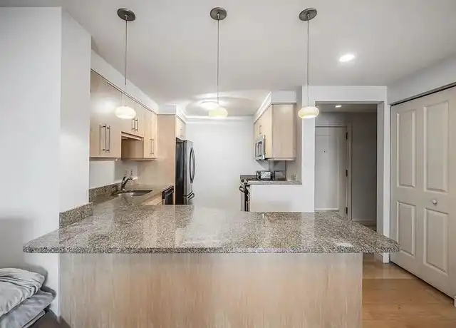 Property at 185 Massachusetts Ave, Boston, MA, 02115, 1 bed, 1 bath, [object Object]