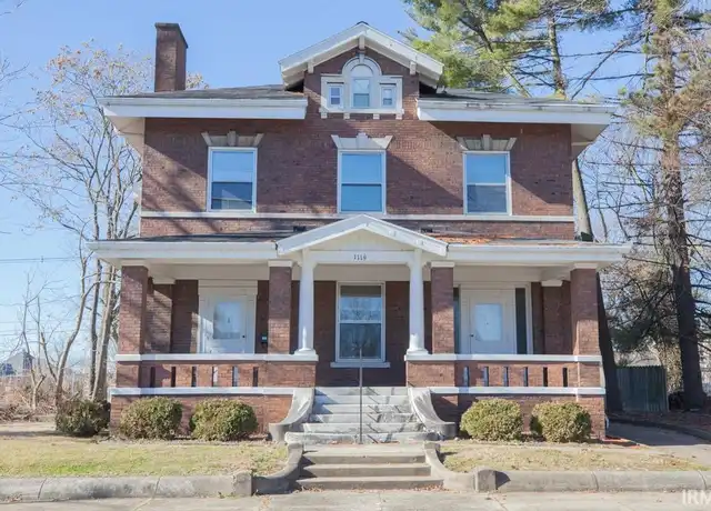 Property at 1119 SE Riverside Dr Unit B, Evansville, IN, 47713, 1 bed, 1 bath, [object Object]