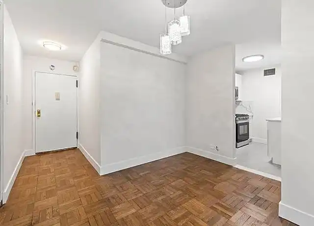 Property at 10210 66th Rd, Forest Hills, NY, 11375, 1 bed, 1 bath, [object Object]