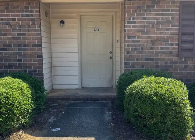 Property at 1520 Parkway Ct, Greenwood, SC, 29646, 2 beds, 1 bath, [object Object]