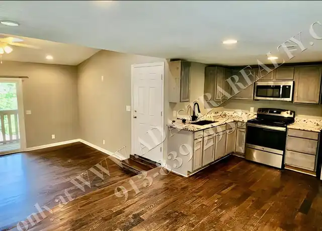Property at 1517 N 28th St Unit 1f, Kansas City, KS, 66102, 3 beds, 1 bath, [object Object]