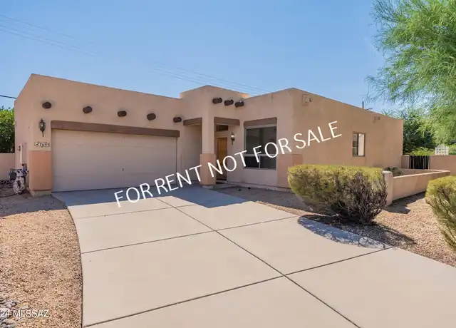 Property at 7693 E Placita Luna Preciosa, Tucson, AZ, 85710, 3 beds, 2 baths, [object Object]