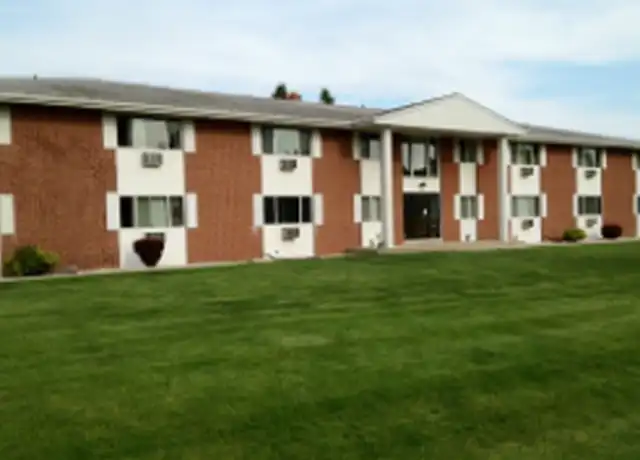 Property at 5860 S 116th St Unit 07, Hales Corners, WI, 53130, 2 beds, 1 bath, [object Object]