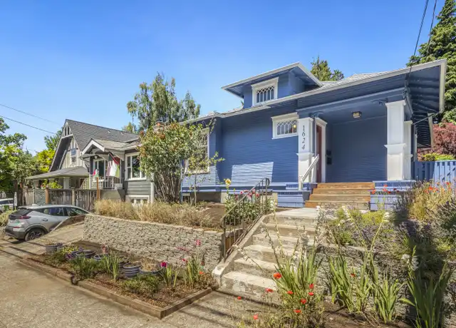 Property at 1624 N 50th St Unit A, Seattle, WA, 98103, 2 beds, 1 bath, [object Object]