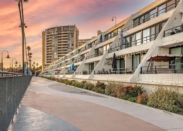 Property at The Promenade at Marina City Club - 4333 Admiralty Way, Marina del Rey, CA, 90292, 1-3 bed, 1-2 bath, [object Object]